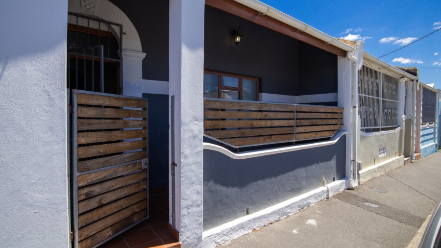 2 Bedroom Property for Sale in Observatory Western Cape